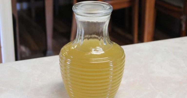 Eat Your Yard - Sweet Tea Alternative made from what most people consider weeds